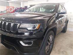 جیپ گراند شیرۆکی